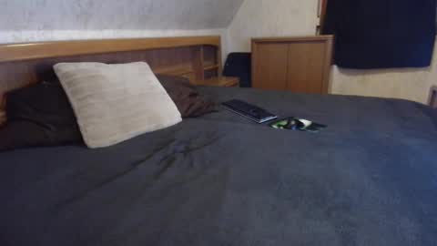 Snapshot of nixan85 chatting on 12, 1, 2026 nixan85 online show from 12, 1, 2026