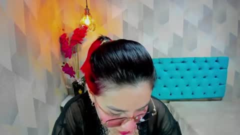 nixiexlove online show from 9, 8, 2026
