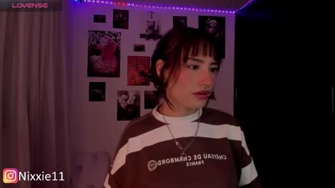 Nixxie  online show from 4, 12, 2025