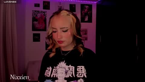 Snapshot of nixxie_ chatting on 9, 2, 2026 Nixxie online show from 9, 2, 2026