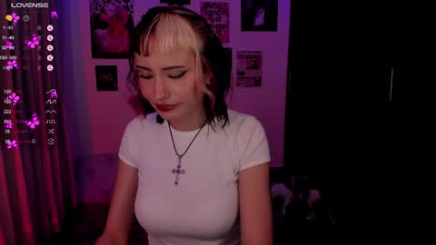 Snapshot of nixxie_ chatting on 9, 4, 2026 Nixxie online show from 9, 4, 2026