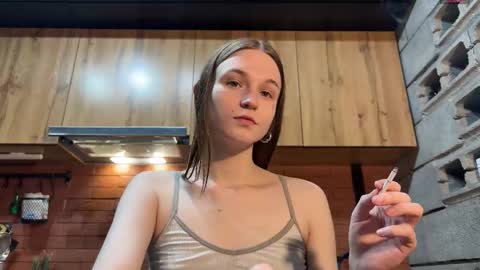 Tears Lora online show from 14, 12, 2025