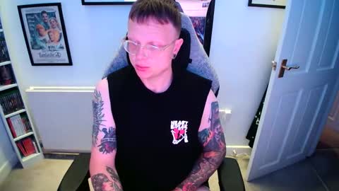 Snapshot of nlrb93 chatting on 14, 9, 2025 BNate93 online show from 14, 9, 2025