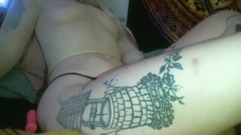 Leah online show from 23, 2, 2025