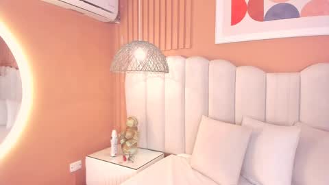 Noa online show from 10, 4, 2026