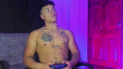 noah_223 online show from 26, 11, 2025