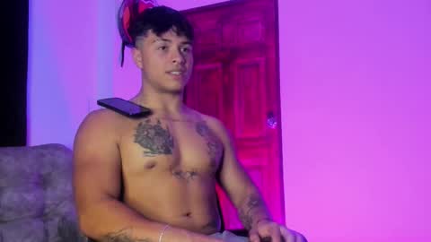 noah_223 online show from 23, 12, 2025