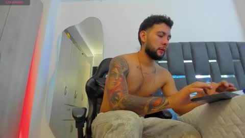 Snapshot of noah_corvelle chatting on 26, 3, 2026 NOAH online show from 26, 3, 2026