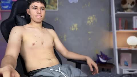 noah  online show from 7, 4, 2026