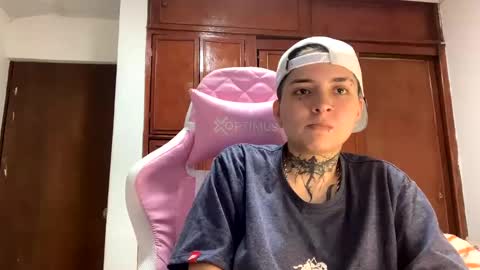 Snapshot of noah_martini chatting on 28, 1, 2025 noah hehim online show from 28, 1, 2025