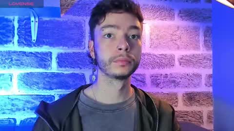    online show from 1, 10, 2025