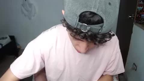 Snapshot of noah_sokolov_ chatting on 5, 8, 2026 Kervs online show from 5, 8, 2026
