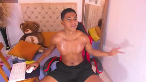 N O AH - S T H O  N E online show from 5, 2, 2026