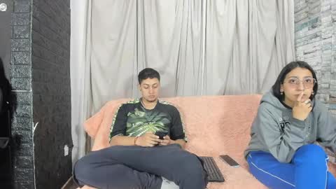 Snapshot of noahandbunny chatting on 4, 5, 2026 Noahandbunny online show from 4, 5, 2026