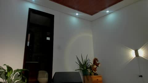 LIAM- noah online show from 14, 4, 2026