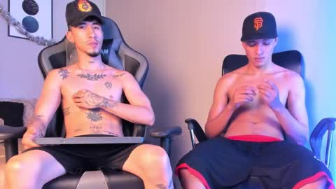 Snapshot of noahdaviss chatting on 25, 12, 2024 noahdaviss online show from 25, 12, 2024