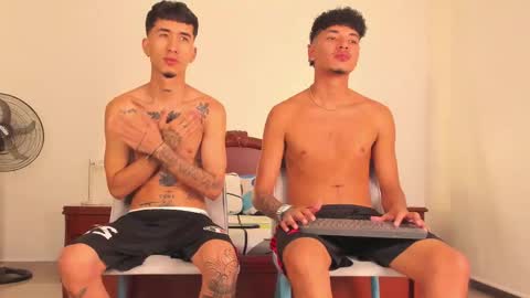 Snapshot of noahdaviss chatting on 8, 9, 2025 noahdaviss online show from 8, 9, 2025