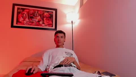 Snapshot of noahh_sky chatting on 23, 3, 2026 noahh_sky online show from 23, 3, 2026