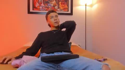 Snapshot of noahh_sky chatting on 30, 3, 2026 noahh_sky online show from 30, 3, 2026