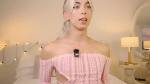 Snapshot of nobodyisperfect___ chatting on 15, 4, 2026 Samantha online show from 15, 4, 2026