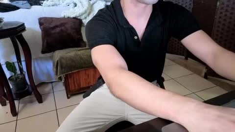 Snapshot of nobudget06 chatting on 26, 2, 2025 nobudget06 online show from 26, 2, 2025