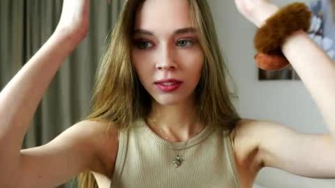 Snapshot of nobukohittle chatting on 29, 3, 2026 Emmy online show from 29, 3, 2026