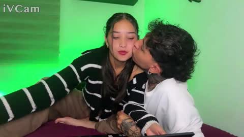 Jean Y Isa online show from 2, 12, 2025