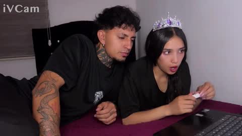 Jean Y Isa online show from 3, 12, 2025