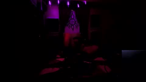 Jonny Coxman online show from 1, 11, 2025