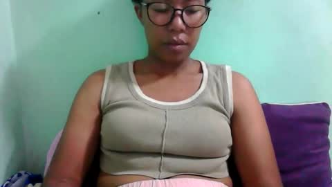 noella711128 online show from 21, 10, 2025