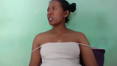 noellah online show from 12, 4, 2026