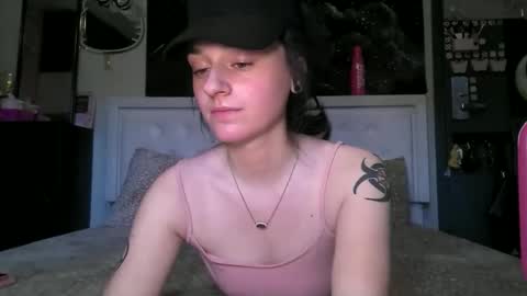 Snapshot of noelle1229 chatting on 23, 3, 2026 Noelle online show from 23, 3, 2026