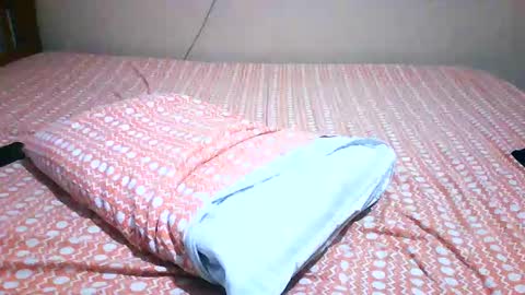 nofacebaby_ online show from 8, 11, 2025