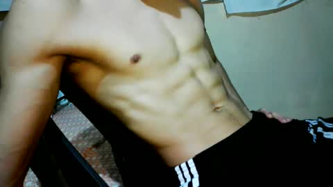 Snapshot of nofacebaby_ chatting on 25, 3, 2026 nofacebaby_ online show from 25, 3, 2026