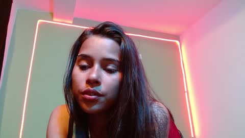 Noha Thomson online show from 12, 12, 2024