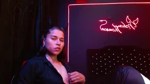 Snapshot of noha_thomson chatting on 23, 12, 2025 Noha Thomson online show from 23, 12, 2025