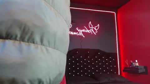 Snapshot of noha_thomson chatting on 7, 3, 2026 Noha Thomson online show from 7, 3, 2026