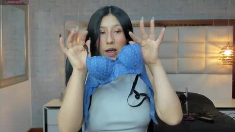 Snapshot of nohemi_louse chatting on 9, 9, 2025 Nohemi online show from 9, 9, 2025