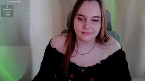 Snapshot of noir_ember_ chatting on 10, 7, 2026 noir_ember_ online show from 10, 7, 2026