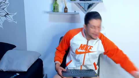 Im Nolan  online show from 23, 5, 2026