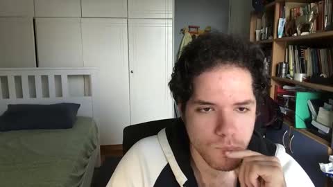 nongay379444 online show from 8, 1, 2025