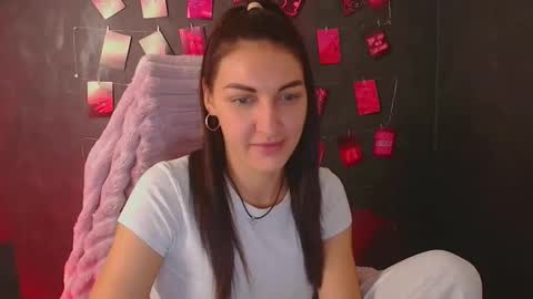 Nora online show from 11, 11, 2025