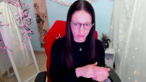 Snapshot of nora_n chatting on 5, 4, 2026 Nora online show from 5, 4, 2026