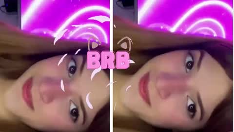 Snapshot of nora_vennucci chatting on 25, 10, 2025 Nora online show from 25, 10, 2025