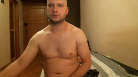 norbertopl87 online show from 20, 12, 2024