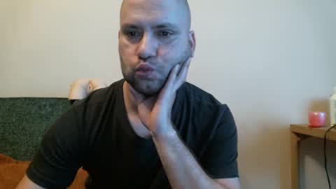 norbertopl87 online show from 20, 12, 2024