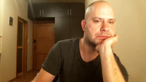 norbertopl87 online show from 25, 12, 2024