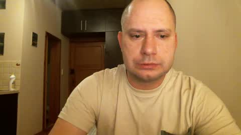 norbertopl87 online show from 5, 1, 2025