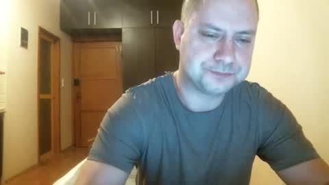 norbertopl87 online show from 8, 2, 2025