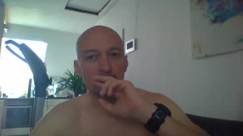 Snapshot of nordicrunner76 chatting on 20, 5, 2026 nordicrunner76 online show from 20, 5, 2026